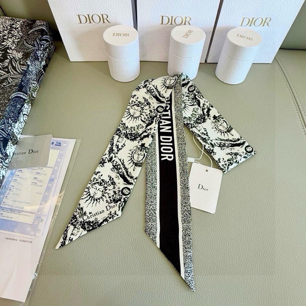 Christian Dior Black & White Sun Print Mitzah Scarf ✨
